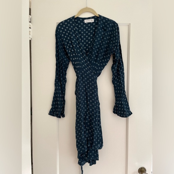 Faithfull the Brand Goldstein Dress - Picture 5 of 7